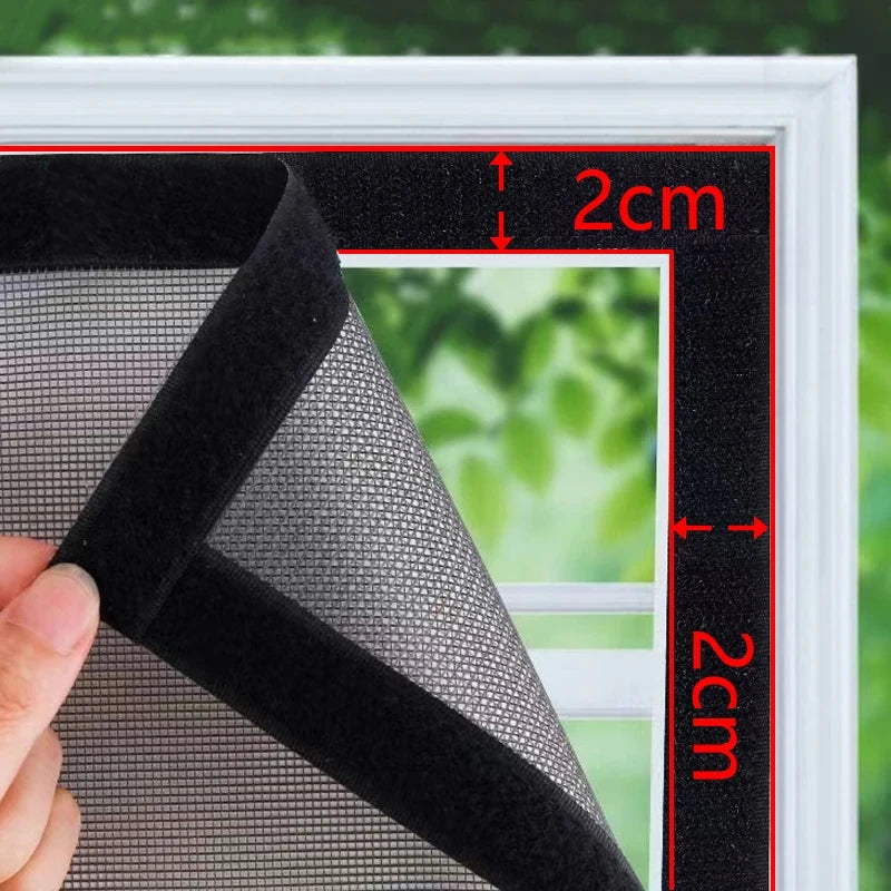 Schwarzes Insektenschutzgitter fuer Fenster